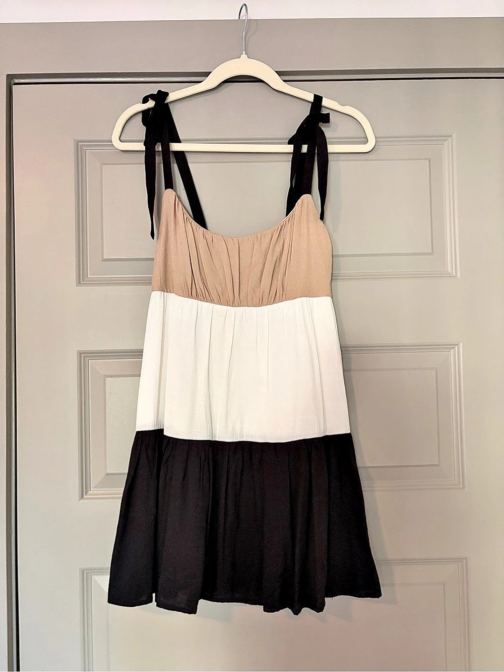 Color Block Mini Dress in Black & White Like New